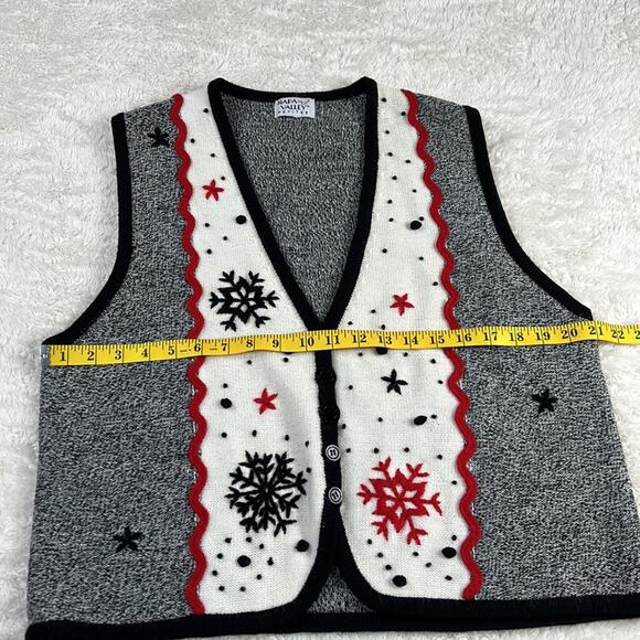 Vintage Napa Valley Petites snowflake sweater vest, size Large - Picture 5 of 6